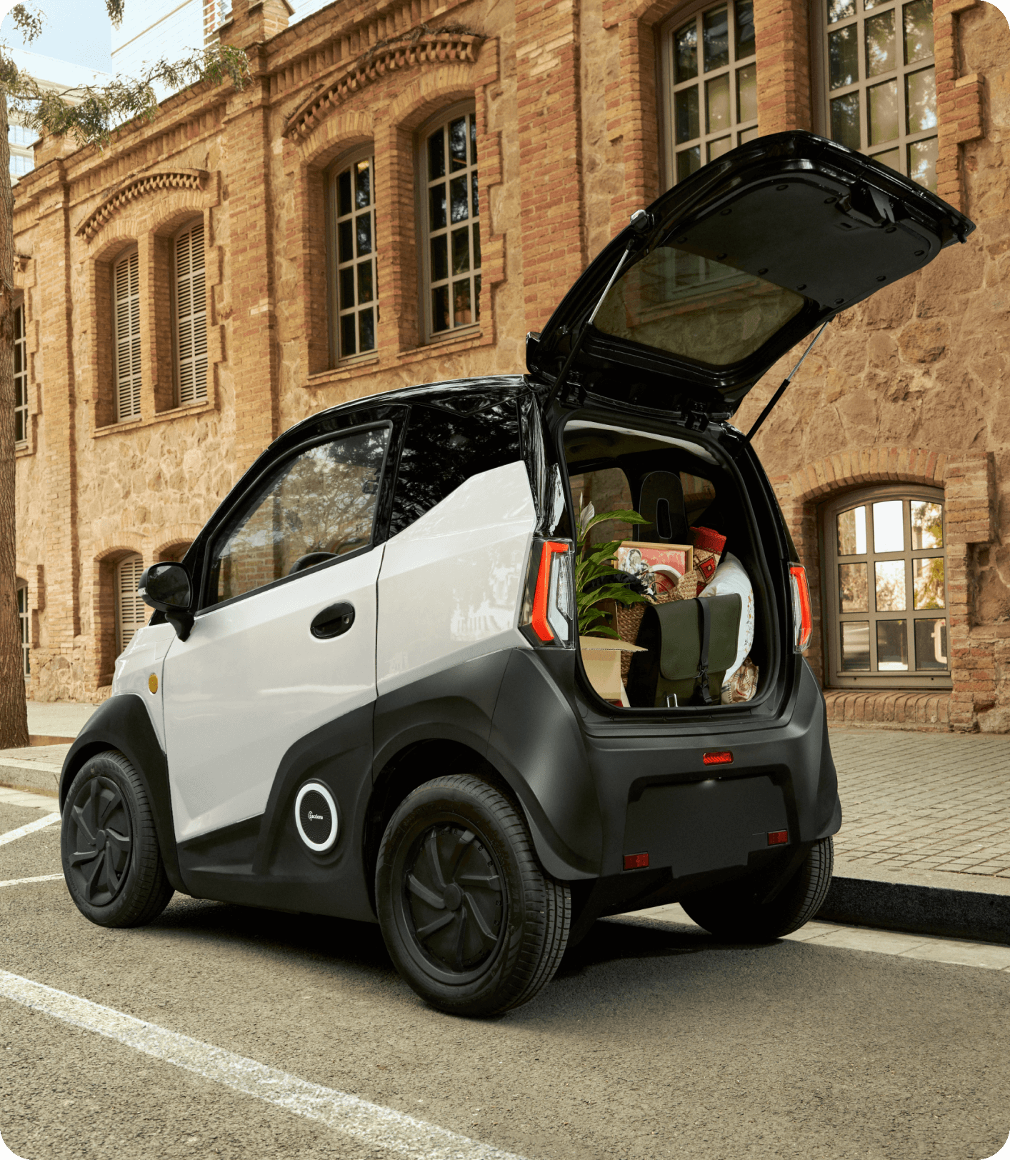 S04 Nanocar Le coffre avec la plus grande capacité